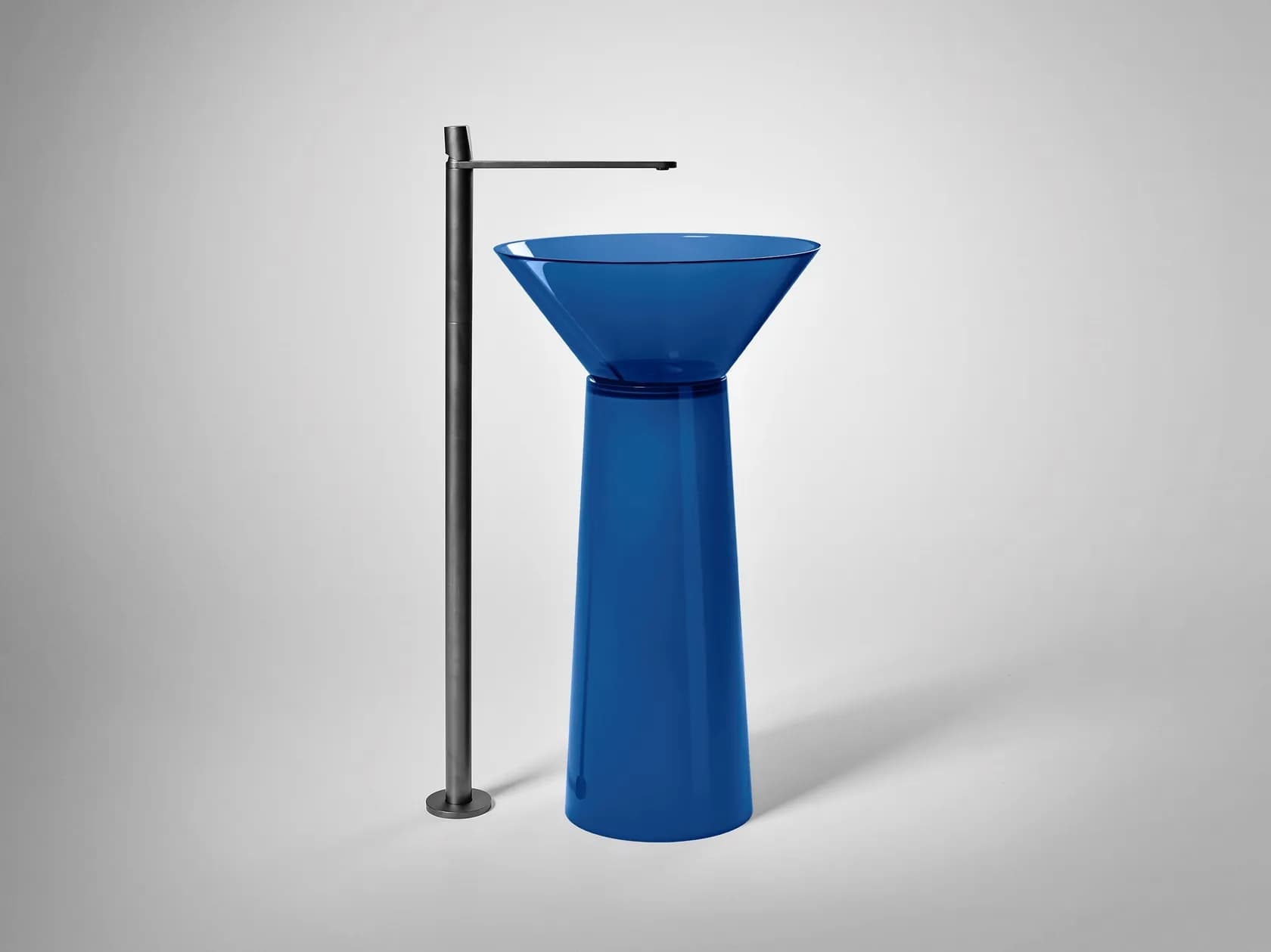 ALBUME Blue Freestanding Cristalmood® washbasin